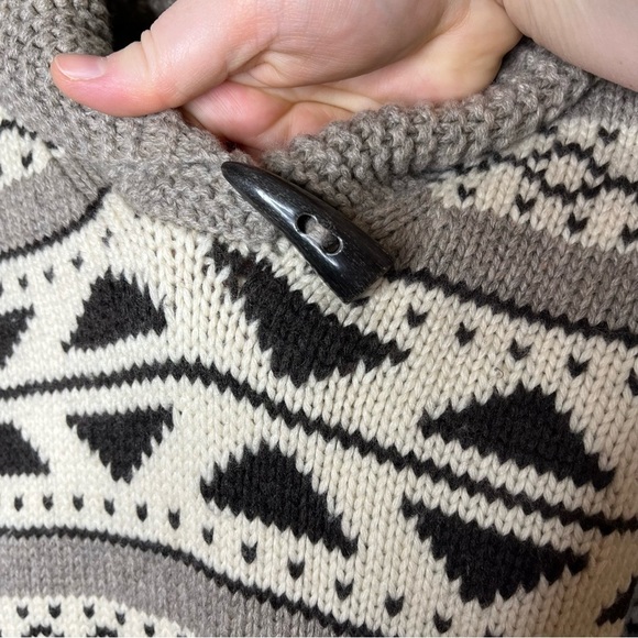 TNA Aritzia Cowichan 100% Lambs Wool Sweater Earth Tones Cozy Comfy - Picture 6 of 11